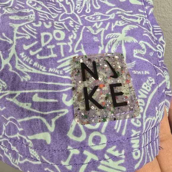 NIKE Shark Lap 6.5" Volley Swim Trunks Color‎ Atomic Violet Mens Size L Swimming - Picture 5 of 15